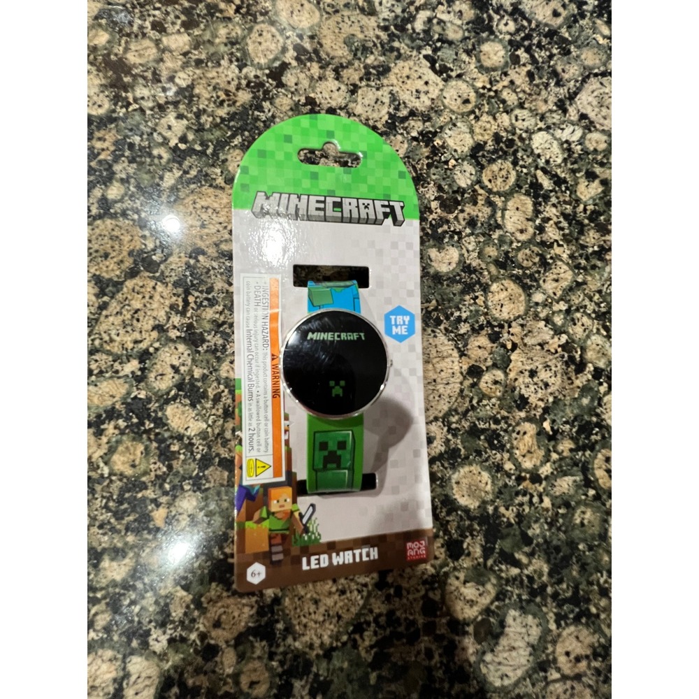 Minecraft Kids LED Digital Watch Creeper Steve Green Silicone Strap MIN4324FB